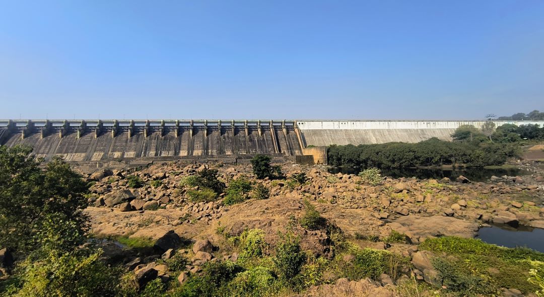 A panoramic view from the Maithon Dam